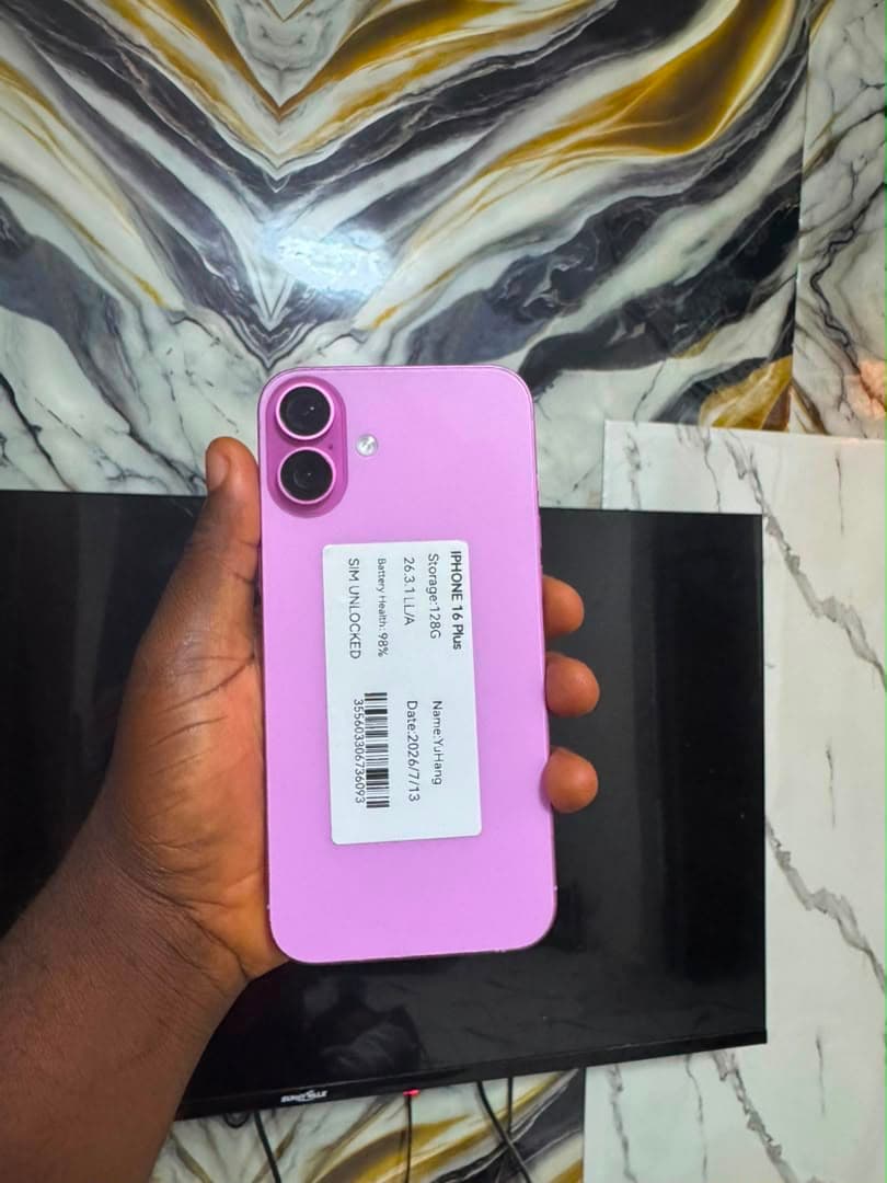 iPhone Plus 128GB Unlocked — Pink
