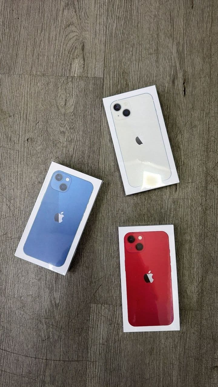 iPhone 13 128GB — Blue, White & Red